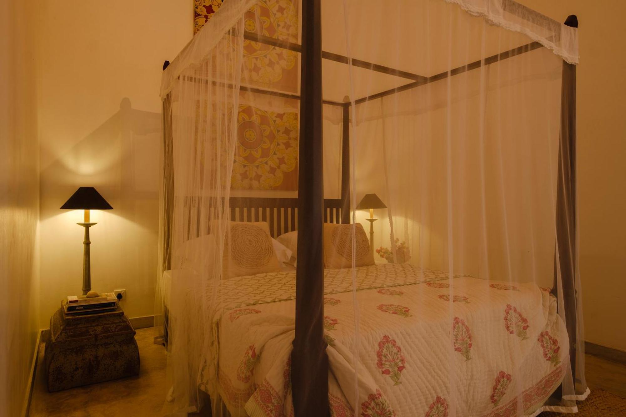 Treasure Rock Bed & Breakfast Kirinda  Ngoại thất bức ảnh