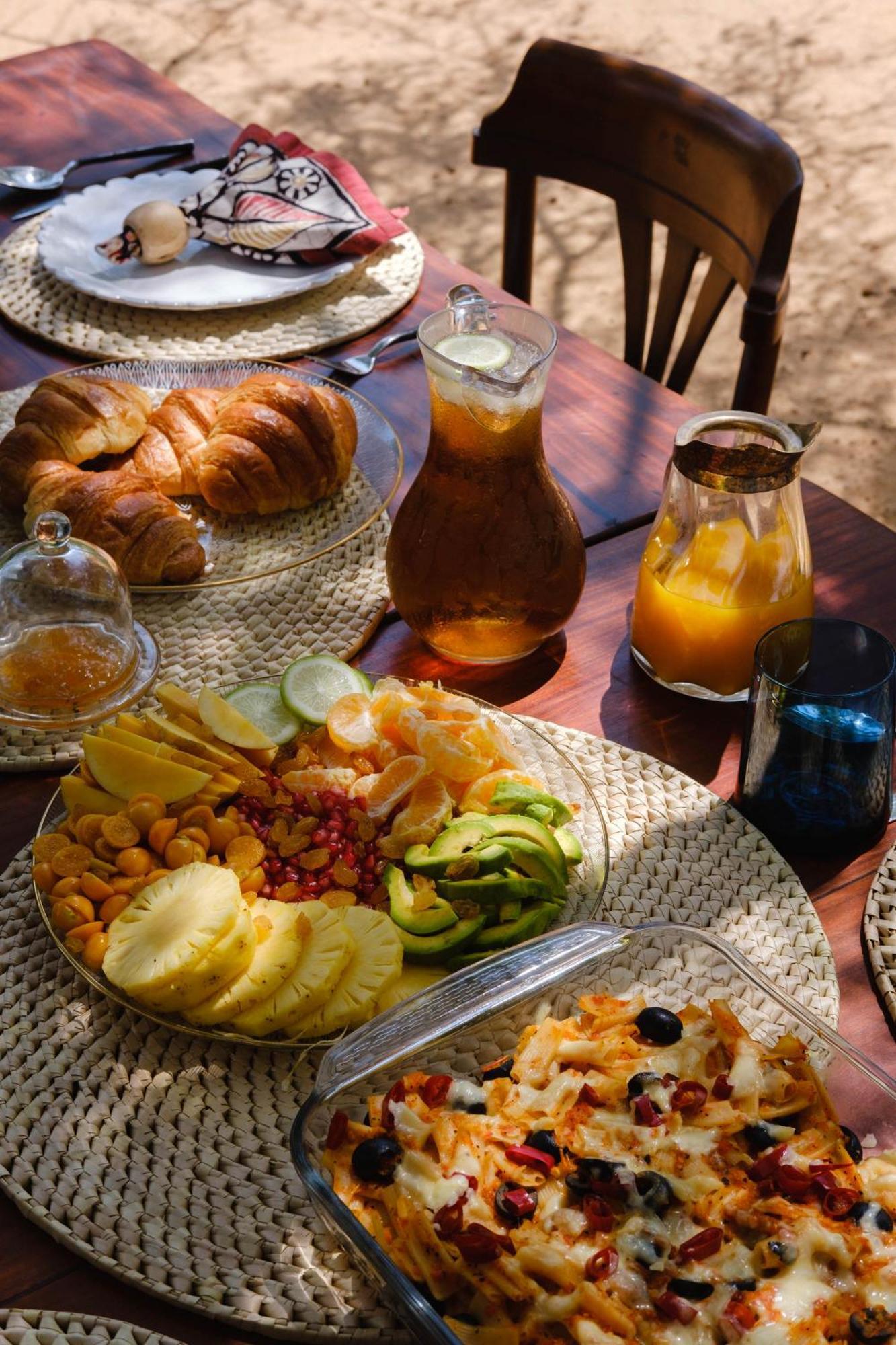 Treasure Rock Bed & Breakfast Kirinda  Ngoại thất bức ảnh